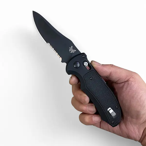 Benchmade Triage 三合一救援彈簧刀 半齒黑刃/黑鋁柄鑲G10-0