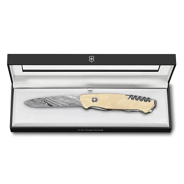 Victorinox 2023年度限量款大馬士革刀 0.9561.J23 <單一特價>-0
